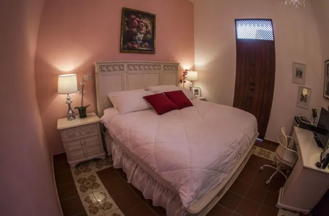 Hotel Colonial 154 H Chambre 1